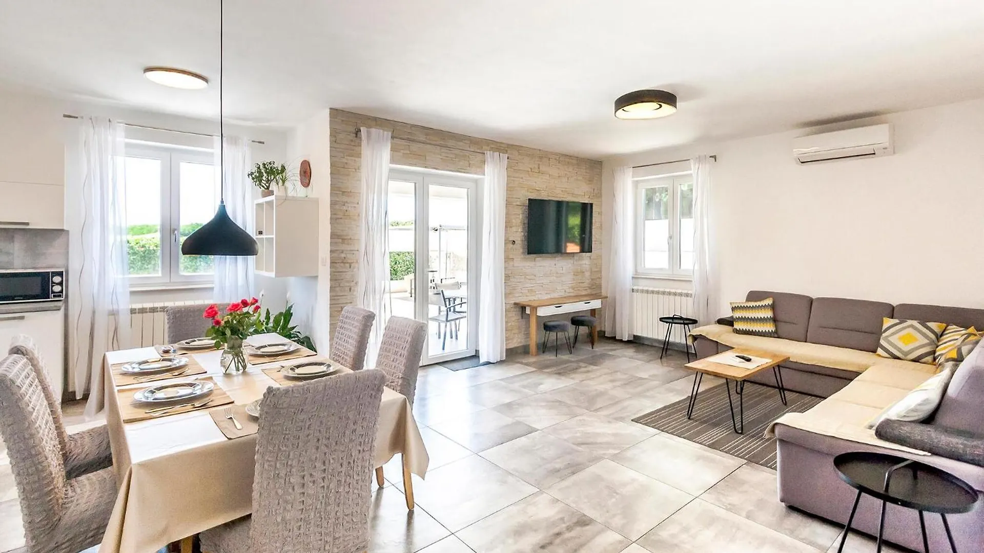 Amazing Home In Marcana With Wi-Fi